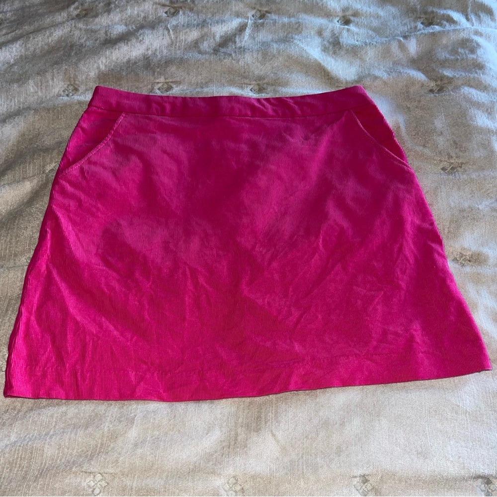 Super Cute Hot Pink Corduroy Mini Skirt H&M Size 4 with Pockets